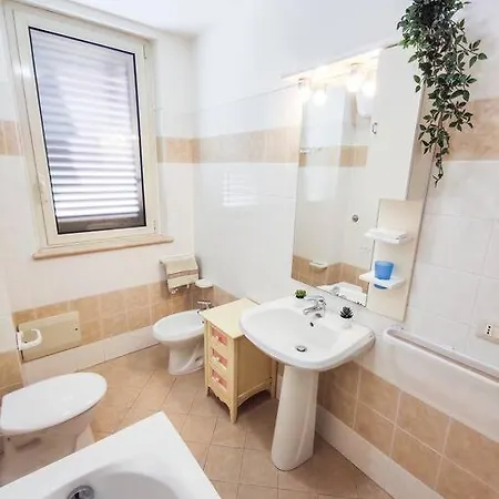 Διαμέρισμα Quadrilocale 7 Pax A Due Passi Dalla *